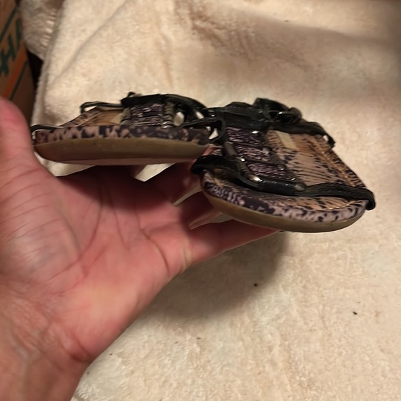 MOVING SALE NO HAGGLING LIBBY EDELMAN 9 BLACK/BEIGE SNAKE PRINT ANKLE SANDAL - Picture 6 of 9